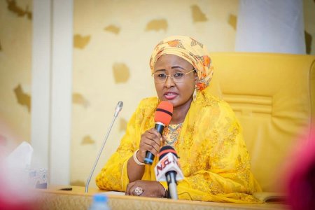 aishambuhari.jpg