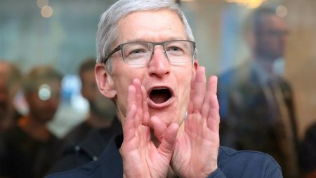 Tim Cook.jpg