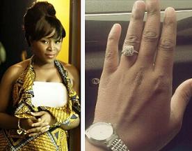 Omawumi and her Engagement ring (1).jpg