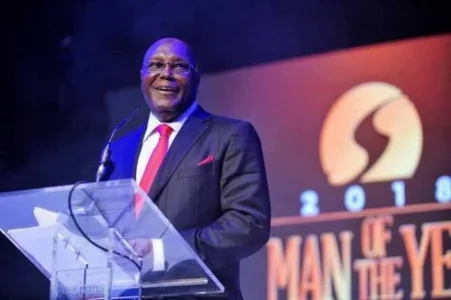 Atiku Abubaka Suit.webp Atiku Abubaka Suit.webp