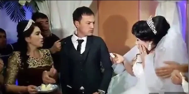 slapbride1.webp slapbride1.webp