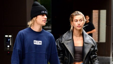 Hailey Baldwin and Justin Bieber.jpg