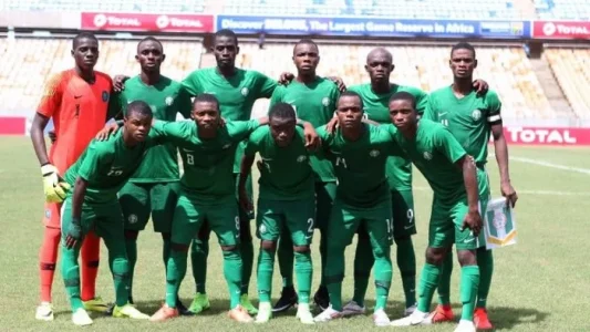Golden-Eaglets.webp Golden-Eaglets.webp
