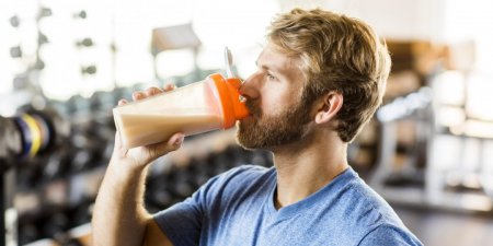 02-102028-consuming_too_many_protein_shakes_could_be_reducing_your_lifespan_science_says.jpg