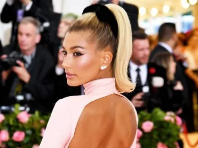Hailey Bieber.webp