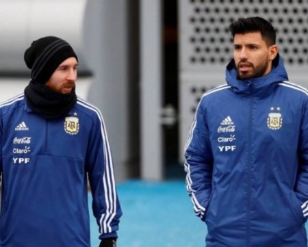 Messi-and-Aguero.jpg