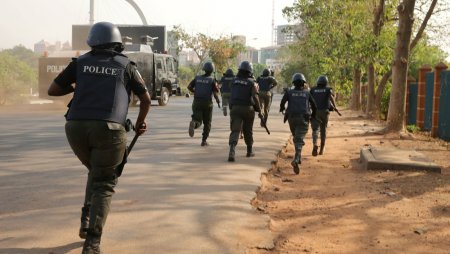 nigerian-police-officers.jpg