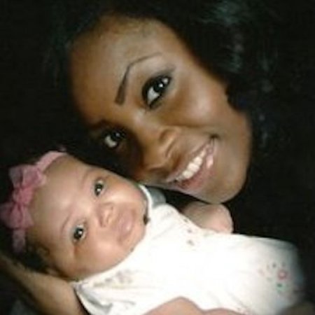 Taqoya Branscomb and daughter (1).jpg