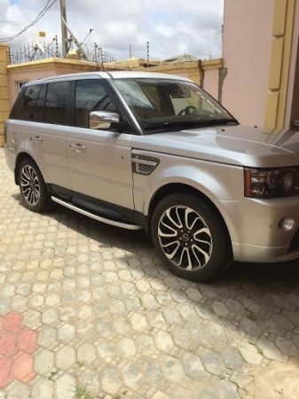 Ruth Kadiri's Range Rover.jpg