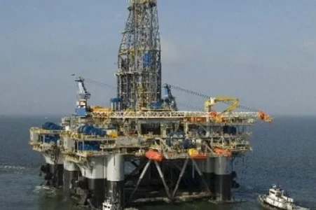 oil sector.webp