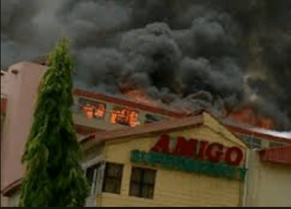 Amigo-Supermarket-razed-by-fire.png
