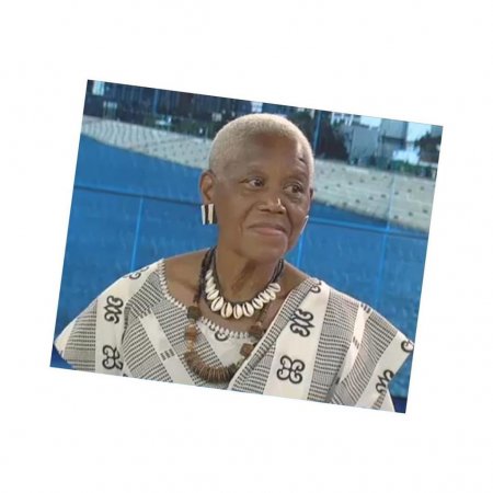 Sadie Roberts-Joseph.jpg