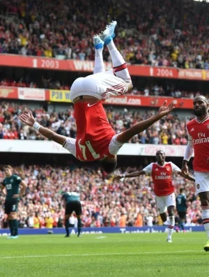 Auba.jpg