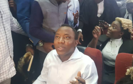 sowore in court.PNG