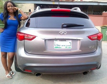 Linda ikeji's N8 million 2011 Infiniti FX 35.jpg