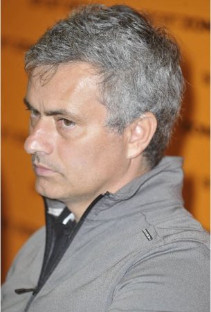 Mourinho (2).JPG