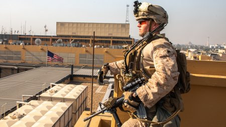 A-US-soldier-at-the-US-Embassy-in-Baghdad.jpg