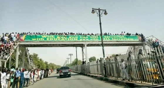 Maiduguri-crowd-no-say-Buhari-we-dont-want-you.webp