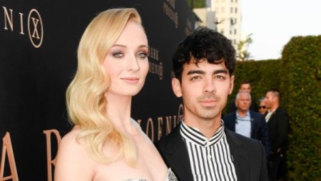 Sophie Turner and Joe Jonas.jpeg