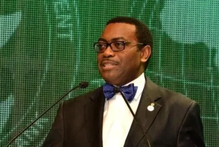 adesina.webp