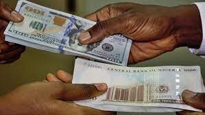 Naira Plummets Beyond N1,000/$ Threshold in Black Market