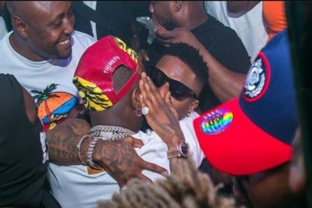 [VIDEO] Davido and Wizkid Break the Internet with Epic Beachside Reunion