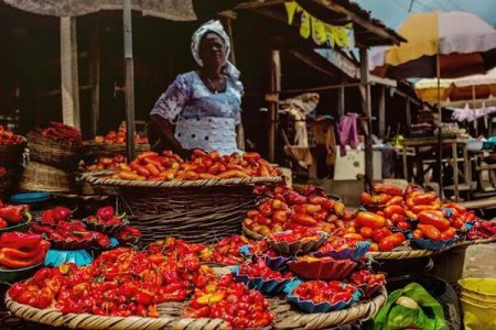 Nationwide Naira Crunch Hits Christmas Shoppers, ATMs Dry Up