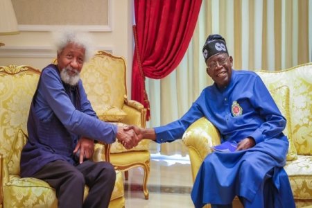 Soyinka-and-Tinubu (1).jpg