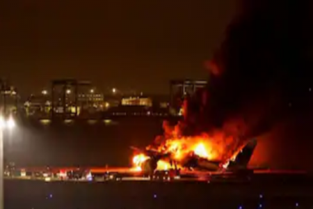 Horrifying Plane Crash at Haneda Airport Leaves Shocking Trail of Flames – 5 Dead, 379 Passengers Evacuated