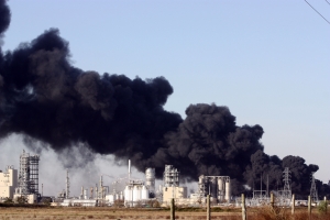 chemical-plant-explosion-1247058-m.jpg