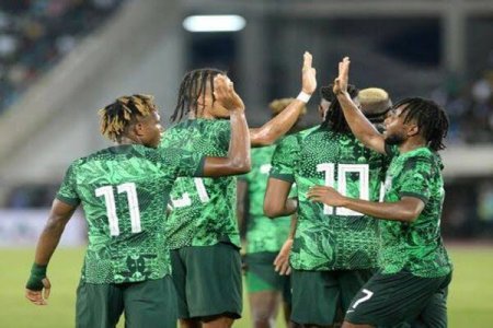 AFCON 2023: Nigerians Unhappy As Politicians Set to Take Centre Stage in Abijan Admidst Uncertainties at home