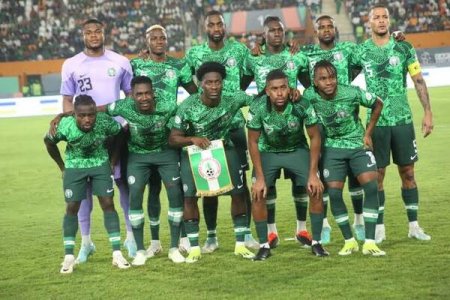 AFCON Shock: Osimhen Benched with Abdominal Woes, Doubt Looms Over Next Clash