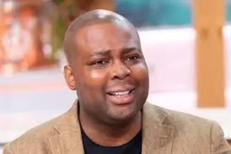 tunji esho (1).jpg tunji esho (1).jpg
