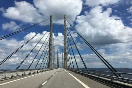 bridge-2472983_1280 (2).webp