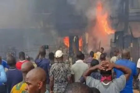 lagos market fire (1).webp