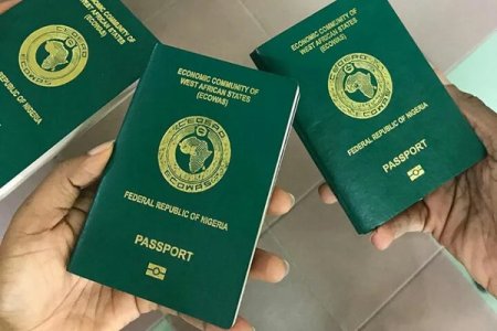 nigerian-passport (1) (1) (1).jpg