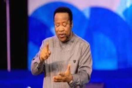 JAPA: Backlash as Nigerian Pastor Tells Youth They'll Regret Seeking Greener Pastures Overseas