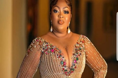 Mixed Reactions as Nollywood Actress Eniola Badmus Applauds President Tinubu's Progress