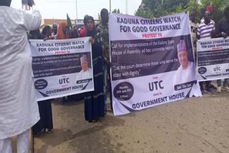 Kaduna Citizens Protest, Demand El-Rufai's Arrest Over ₦423B Corruption Scandal