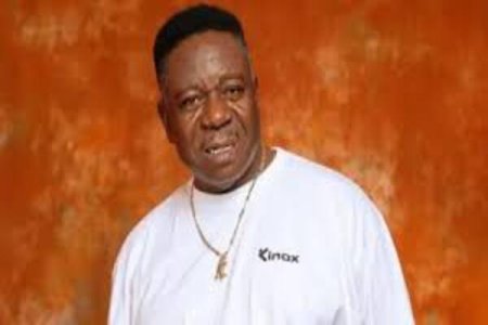 [PHOTOS/VIDEOS] Heartfelt Tributes Pour In as Mr. Ibu is Buried in Enugu