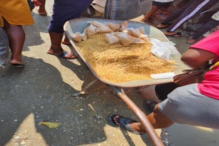 Viral Video Shows N100 Spaghetti in Nylon, Highlights Nigeria's Economic Struggles