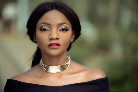 Simi's Response to Criticism Over Swimsuit Wears: Fans React