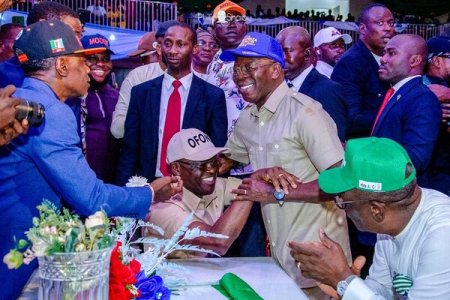 Edo Deputy Governor Philip Shaibu Kneels Before Oshiomhole in Dramatic Return to APC