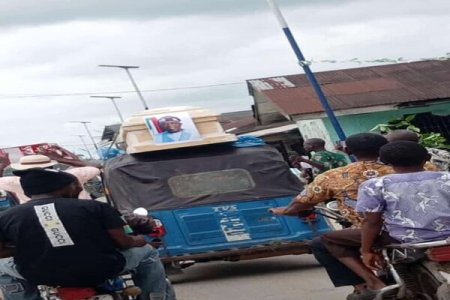 #EndBadGovernance: Nigerians Protest with Mock Coffin of President Tinubu