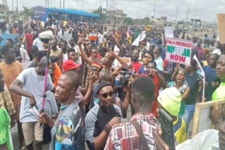 #EndBadGovernance: Lagos Protesters End Demonstrations Following Tinubu's Plea for Dialogue