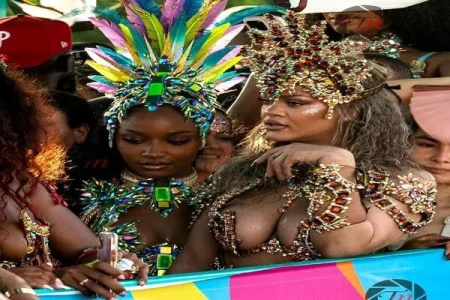 ayra star and rihanna barbados (1).webp ayra star and rihanna barbados (1).webp