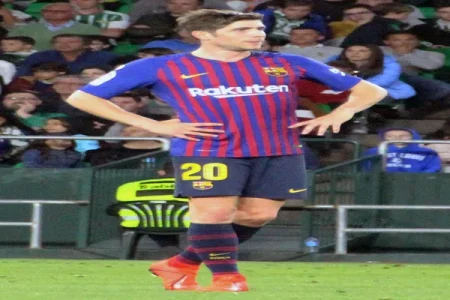 Sergi_Roberto_2019_03_17_1 (1).webp Sergi_Roberto_2019_03_17_1 (1).webp