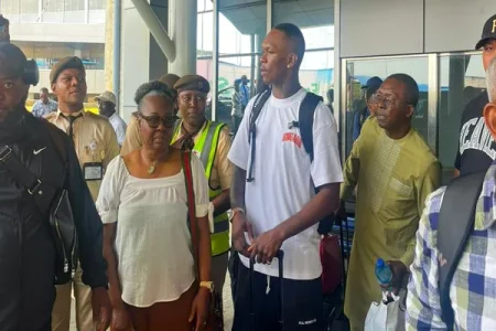 Adesanya-re (1).webp Adesanya-re (1).webp