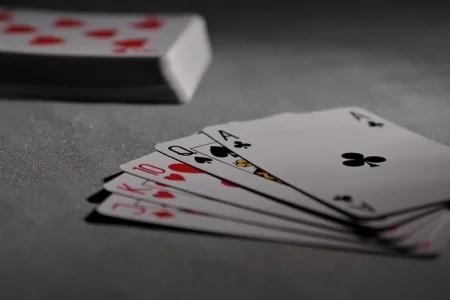 playing-cards-1201257_640.webp playing-cards-1201257_640.webp