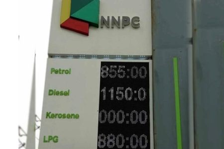 Nigeria's Fuel Crisis Deepens as Pump Price Hits N855 per Litre